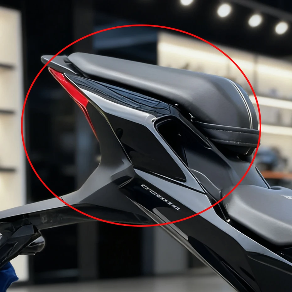 

For CFMOTO Factory Original Chunfeng 250SR Rear Tail Cover MY22 Rear Seat Armrest Trim Plate Rear Wing Rear Guard Shell