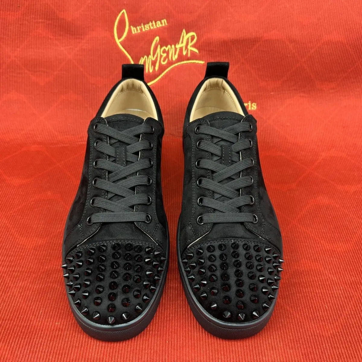 

2025 New Red Sole Men's Shoes, Rivet Decor Lace-Up Low-Top Casual Shoes, Stylish Lightweight Durable Sneakers