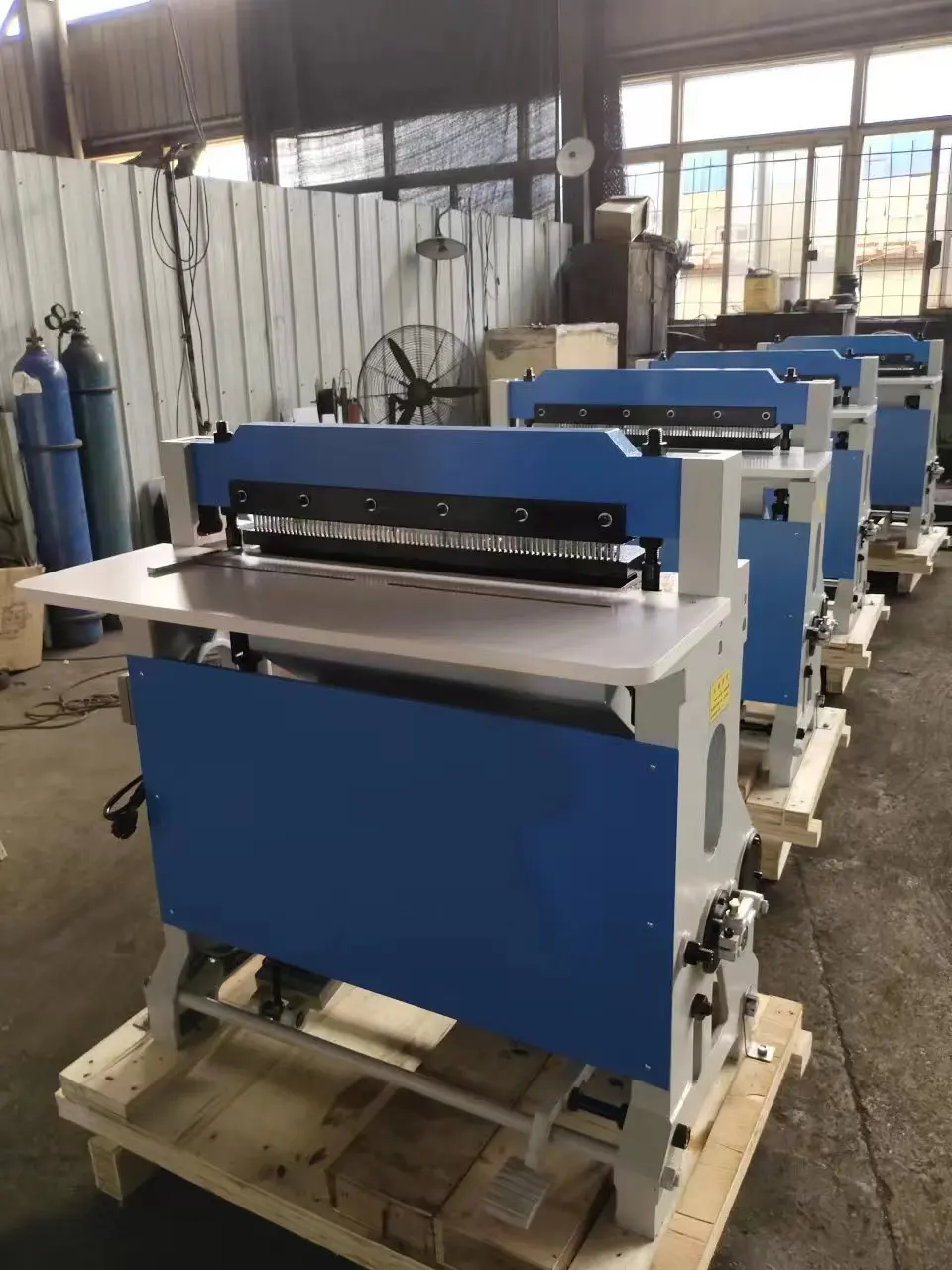 【HOT】650mm Heavy Electric Calendar Hole Punching Machine