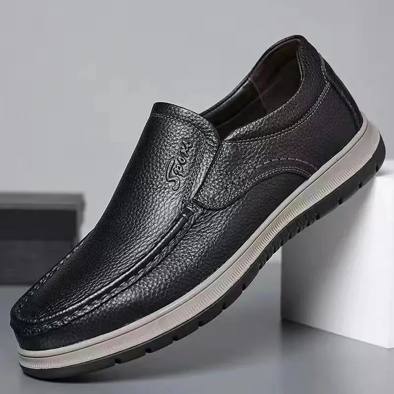 

Spring 2025 new fashionable, lightweight and casual leather shoes, men's leather bean shoes, men's driving loafers