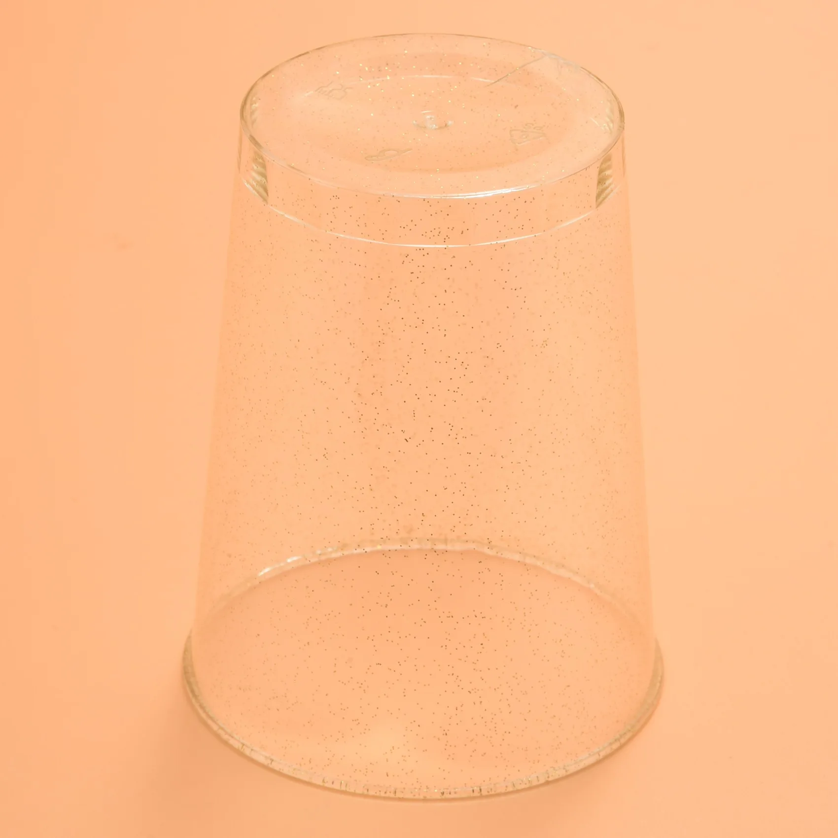 

A84Z-Gold Plastic Cups, Disposable Gold Glitter Plastic Wine Glasses, Clear Plastic Cups Tumblers, Christmas Party Cups