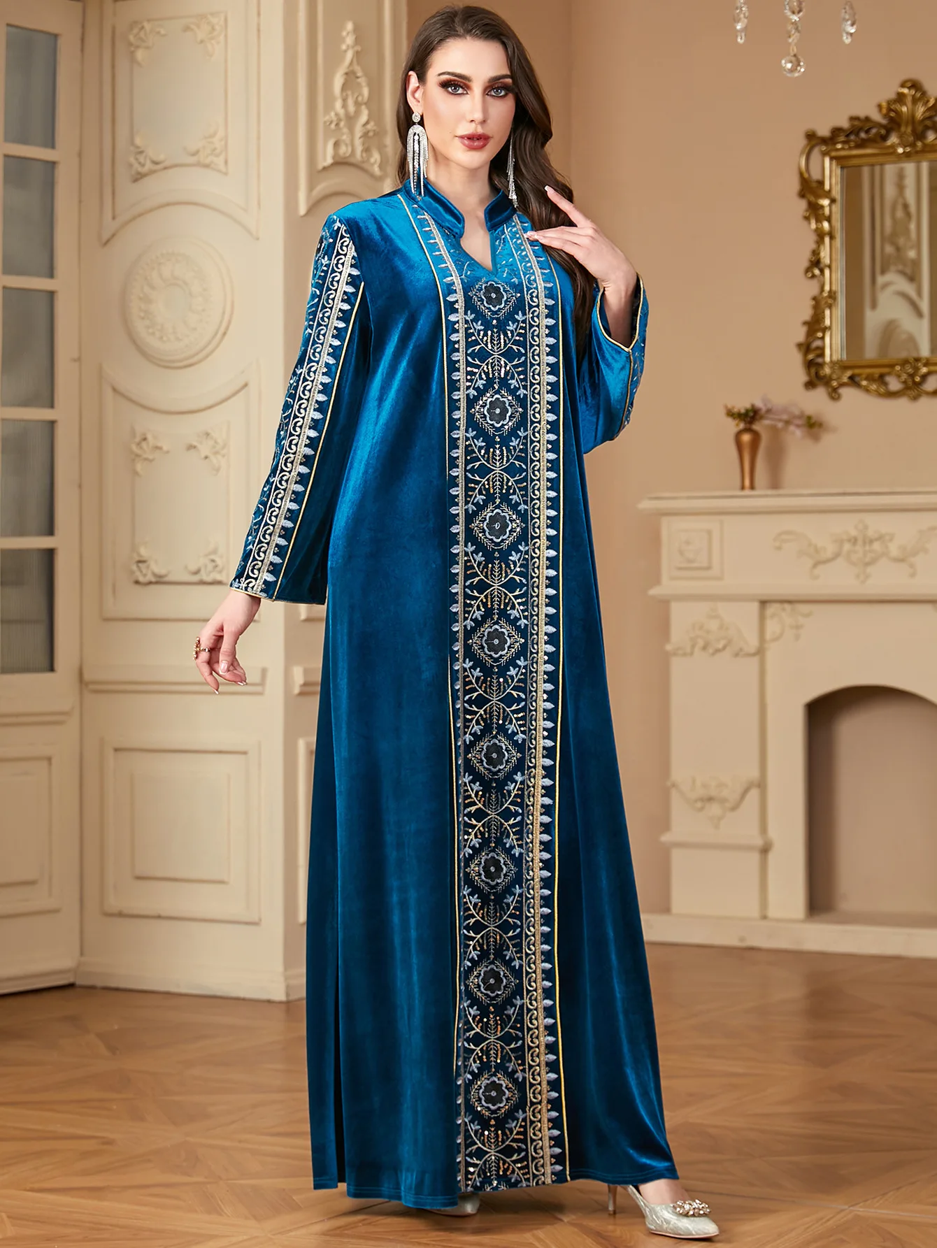 Cross border Middle Eastern women's long robe, embroidered and spliced Muslim dress, V-neck Dubai long skirt