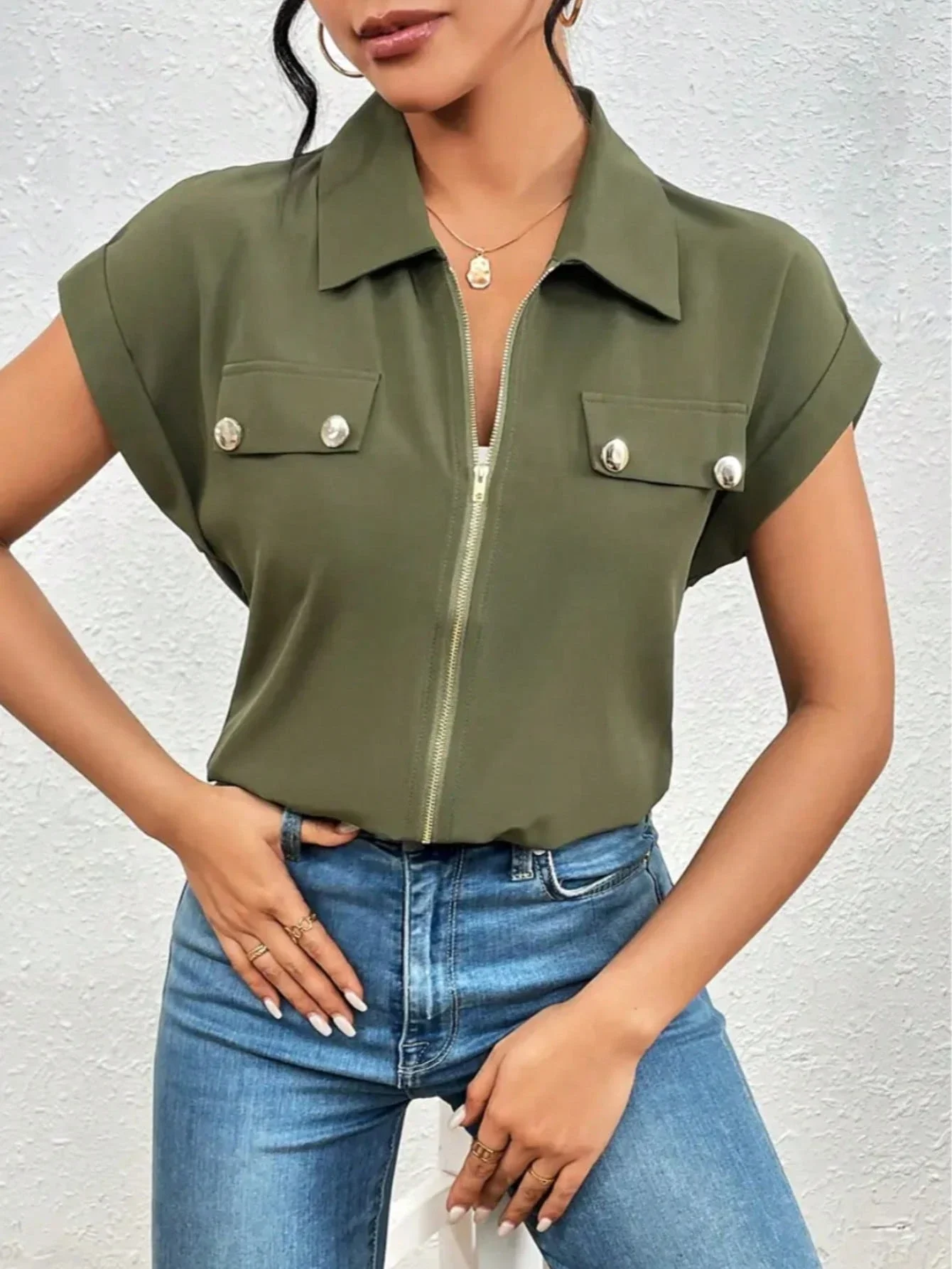 

Military Green Front Zipper Collar Short Sleeve Blouse With Pockets Casual Women Top