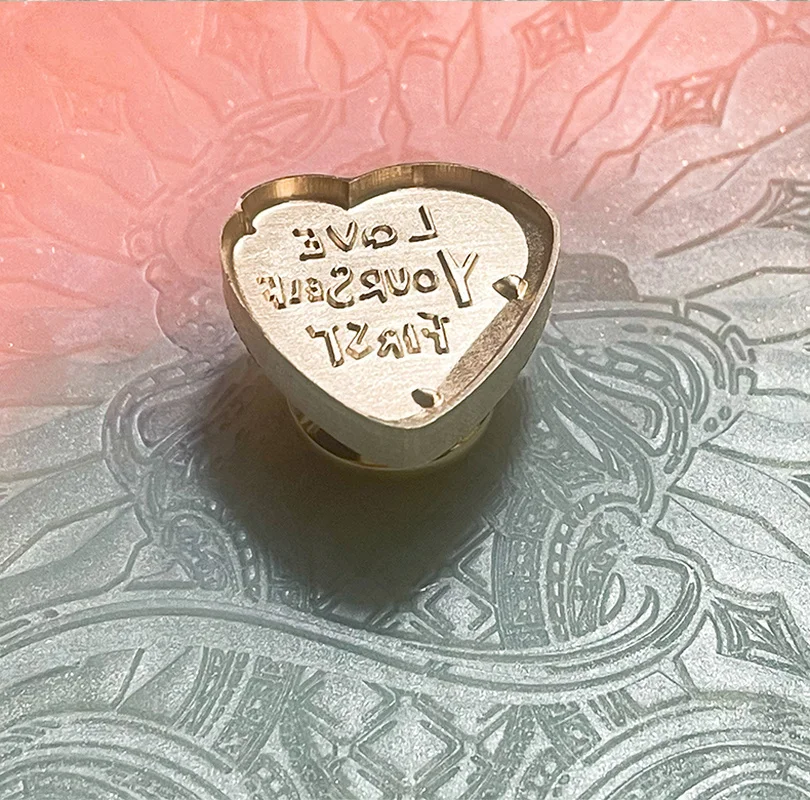 New Heart Shaped Brass Wax Seal Stamp Head 3D Embossed Irregular-Shaped Seal Envelope Scrapbook Sealing Wax Handicraft Toys