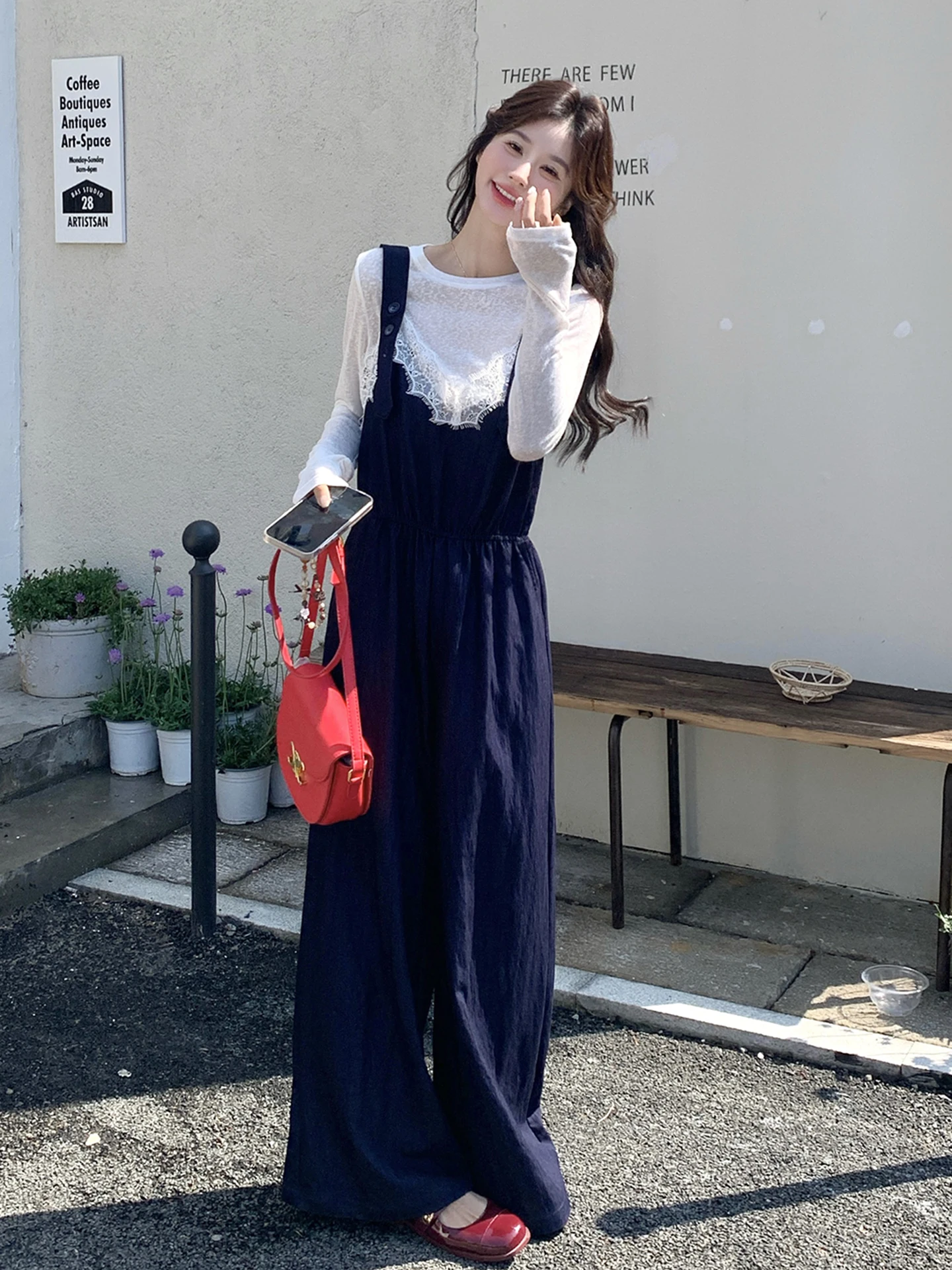

Blue Lace Splice Bib Overalls Women's Spring 2026 New Korean Sle High Waist Slimming Jumpsuit Two-Piece Set Commute Sle