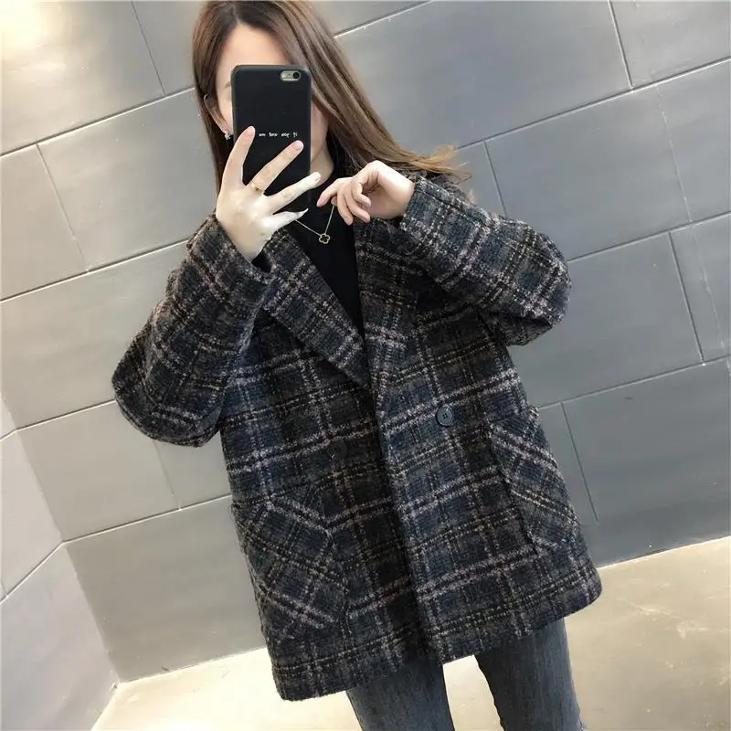 

Plaid Turn-Down Collar Big Pocket Woolen Jacket 2023 Autumn Winter Fashion Women Outerwear Office Lady Loose Wide Waitse Jackets