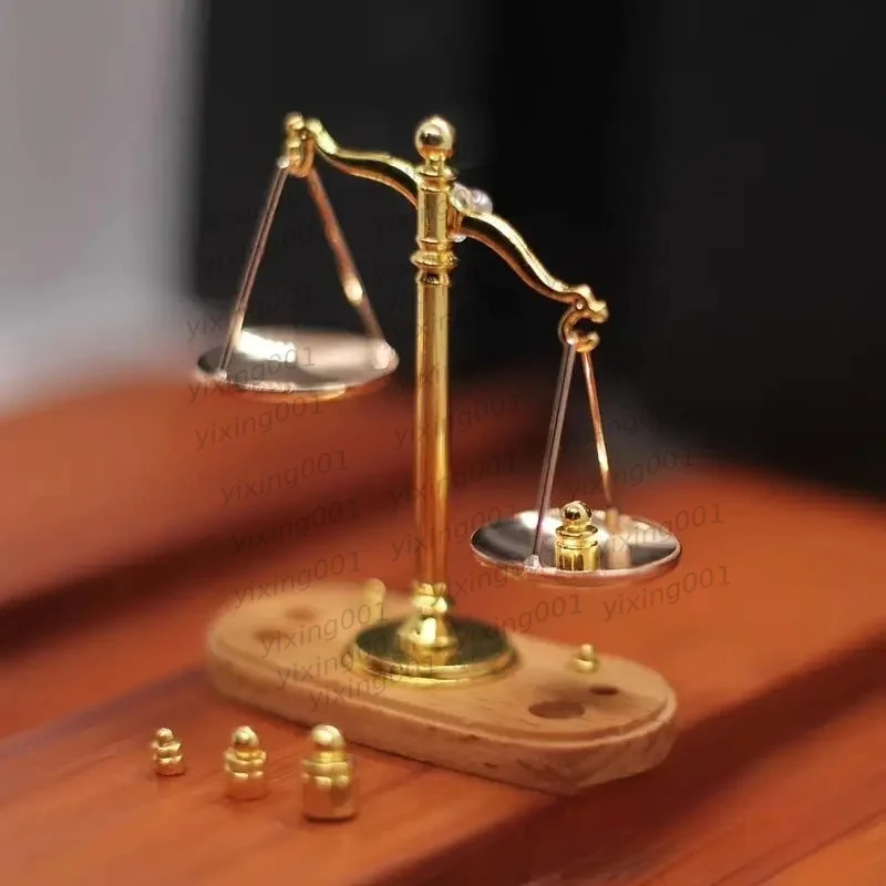 retro-mini-balance-scale-model-1-12-dollhouse-accessory-tiny-desktop-diy-decor-ornament