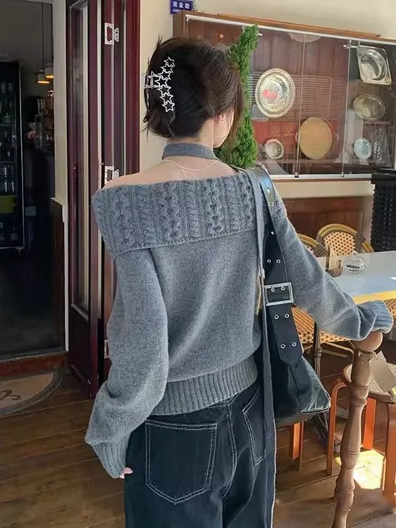 เสื้อสเวตเตอร์ไหมพรมแบบหลวมไหล่เดียวสำหรับผู้หญิง แขนยาว สไตล์ลำลอง แฟชั่นใหม่ล่าสุดสำหรับฤดูใบไม้ร่วง