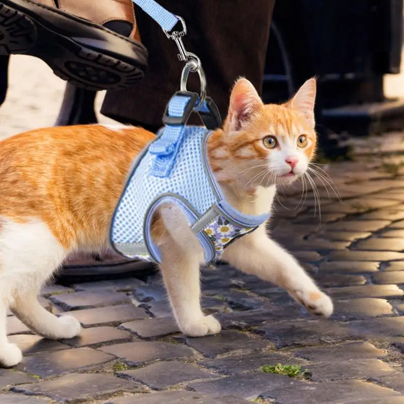 Cat Harness Escape Proof Travel Small Puppy Chest Leash Breathable Vest Style Escape-Proof Leash With Reflective Strip Anti-Lost