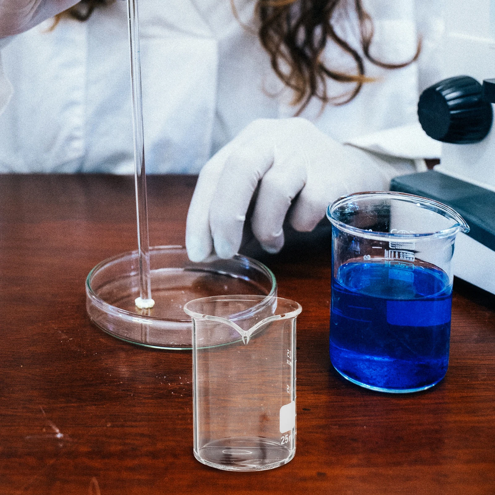 

6Pcs Glass Measuring Beakers Set Clear Scale Stable Placement Lab Equipment for Chemistry and Liquid Measuring Tools