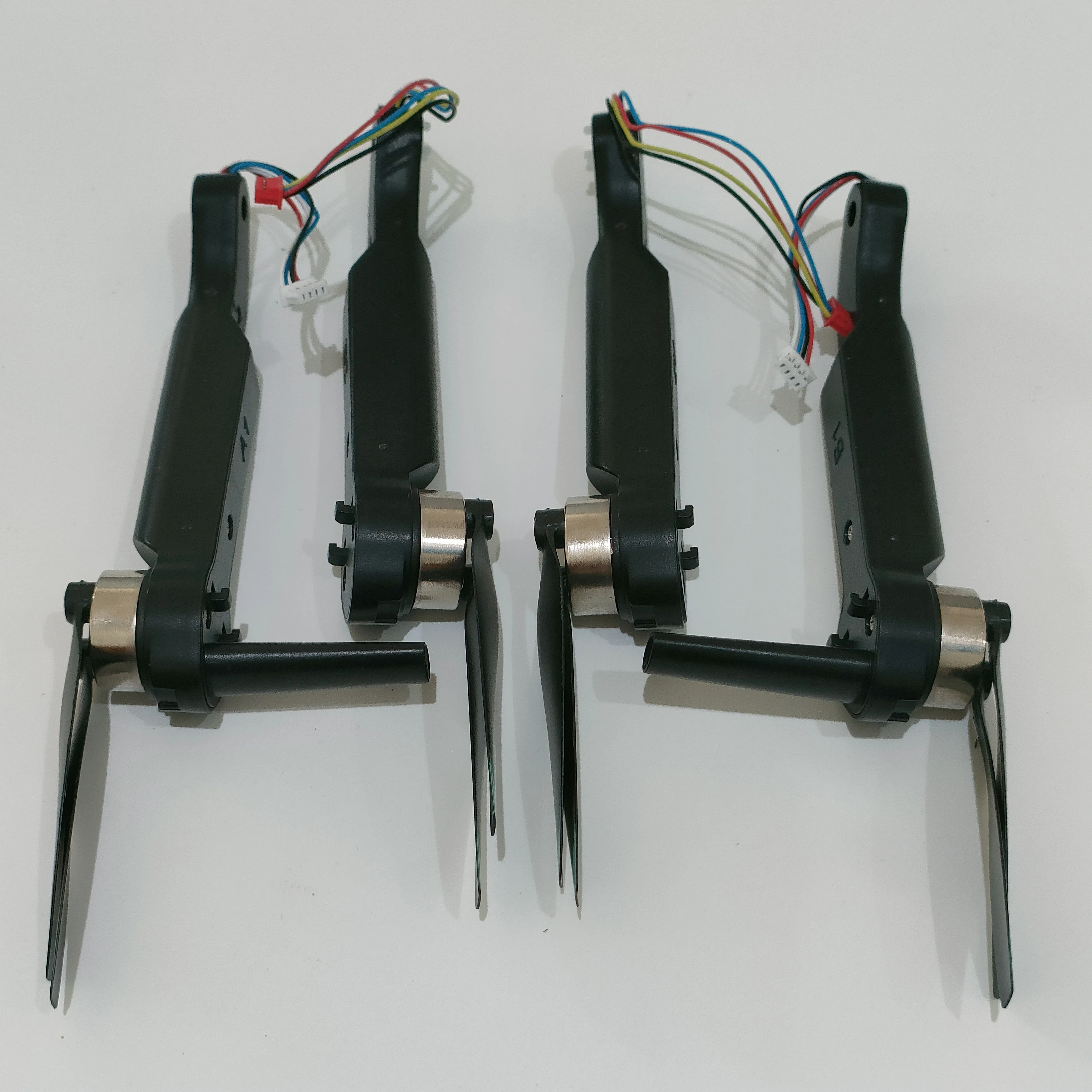 

4pcs Motor Arm Set with Blades for S150 Drone