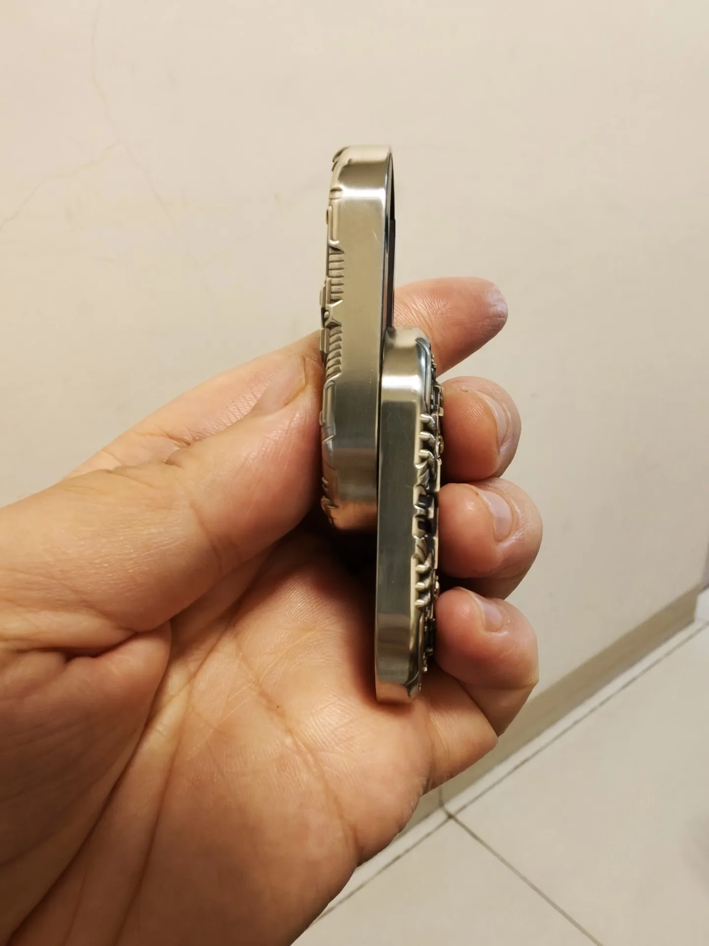 Used EDC Black Magic [Leyang Bigdan Dormant Warehouse Squeaky Push Card] Original Metal Decompression Toy ED