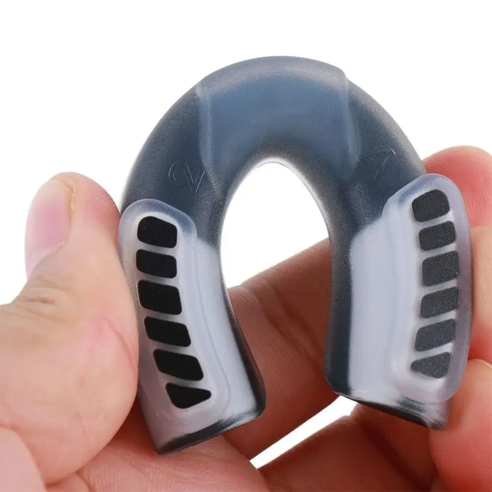 Portable Plastics Mouth Guard Antibacterial Gym Fitness Mouthguard Teeth Protector Karate