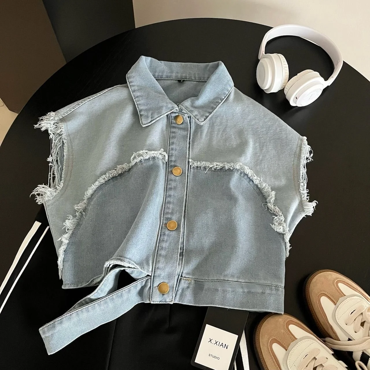 Color Block Sleeveless Short Denim Shirt Jacket Women's Summer Fashion Design Sense Hole Ruffle  Top Polyester Fiber