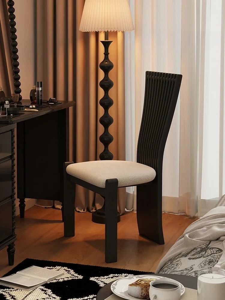 

Туалетный стул из цельного дерева, простой современный стул со спинкой для макияжа для спальни, мягкая сумка из овечьей шерсти, легкий роскошный туалетный столик