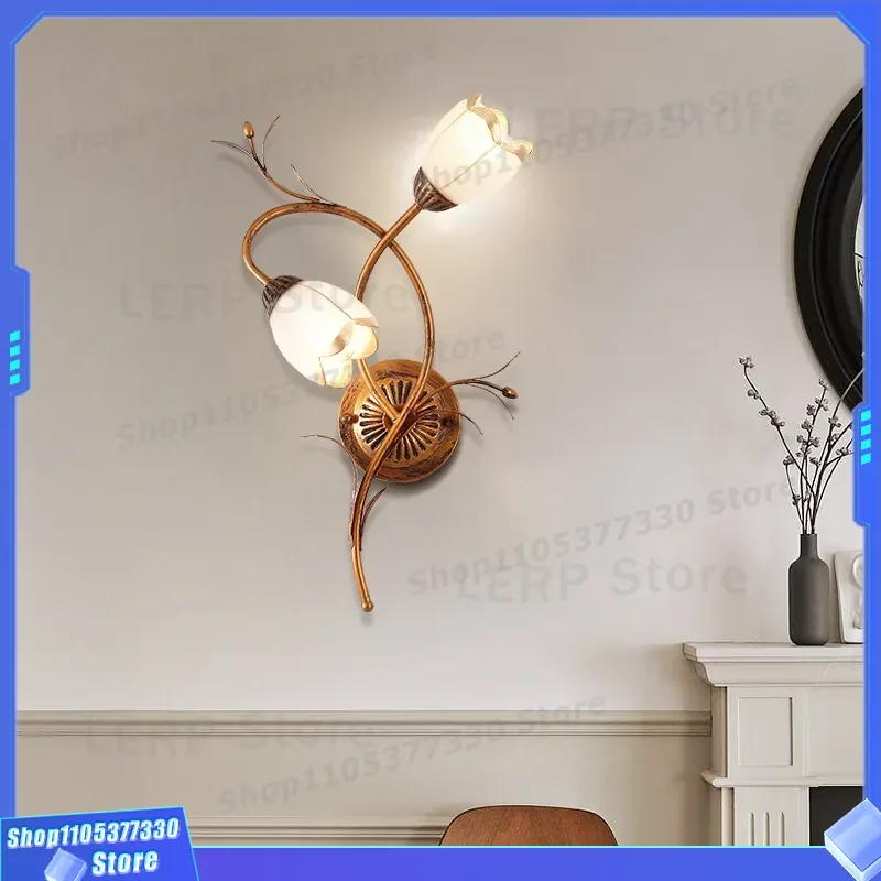 Retro Wrought Iron Wall Lamp American Pastoral Style Creative Flower Design for Living Room Bedroom Bedside French Decor