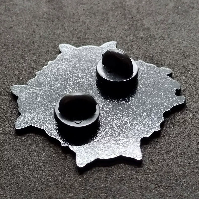 Spilla in smalto morbido a tem - Tuxedo Lapel Pin recensione e prezzo