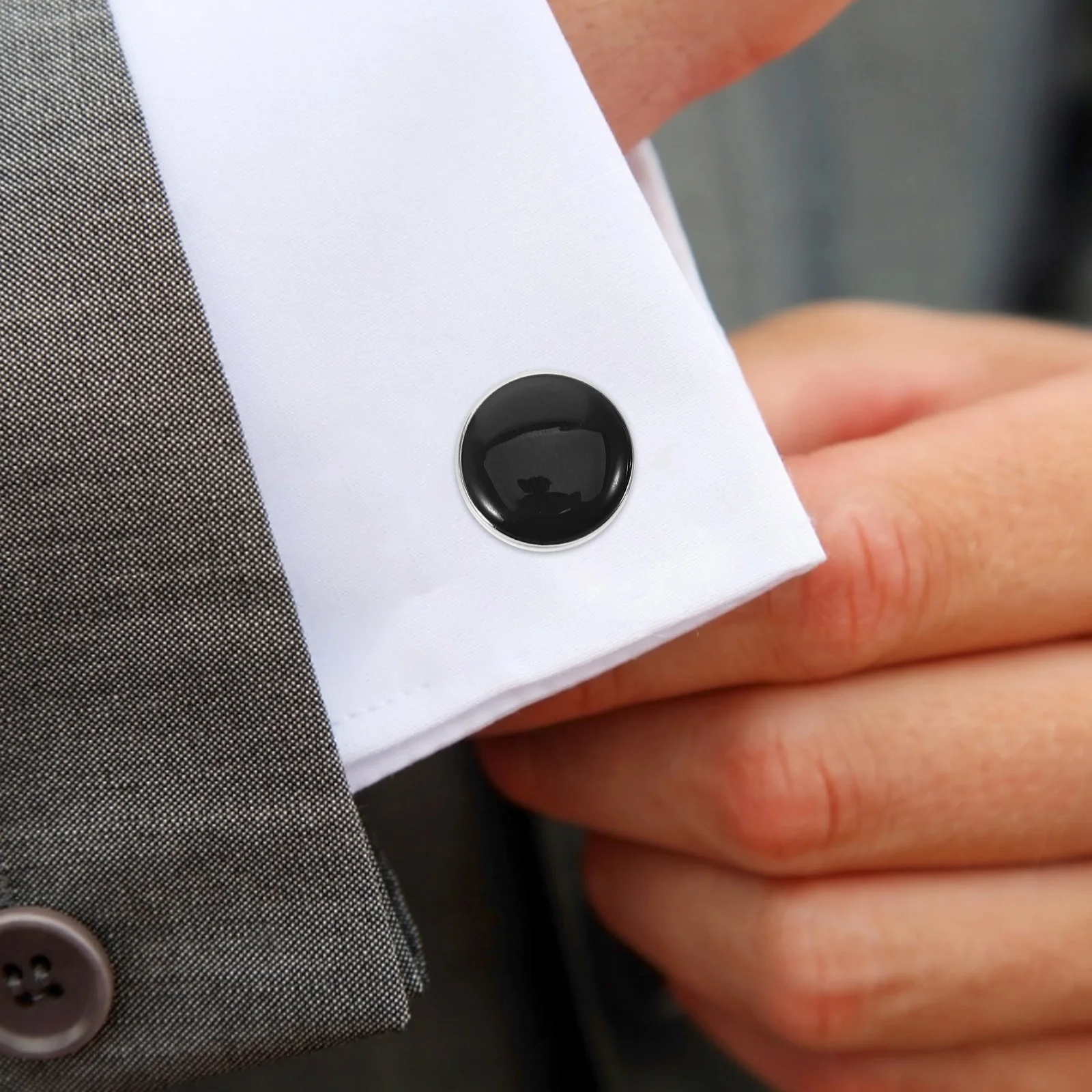 

2Pcs Exquisite Copper Cufflinks Tuxedo Studs Set Easy Install Sophisticated Design for Weddings Business Meetings