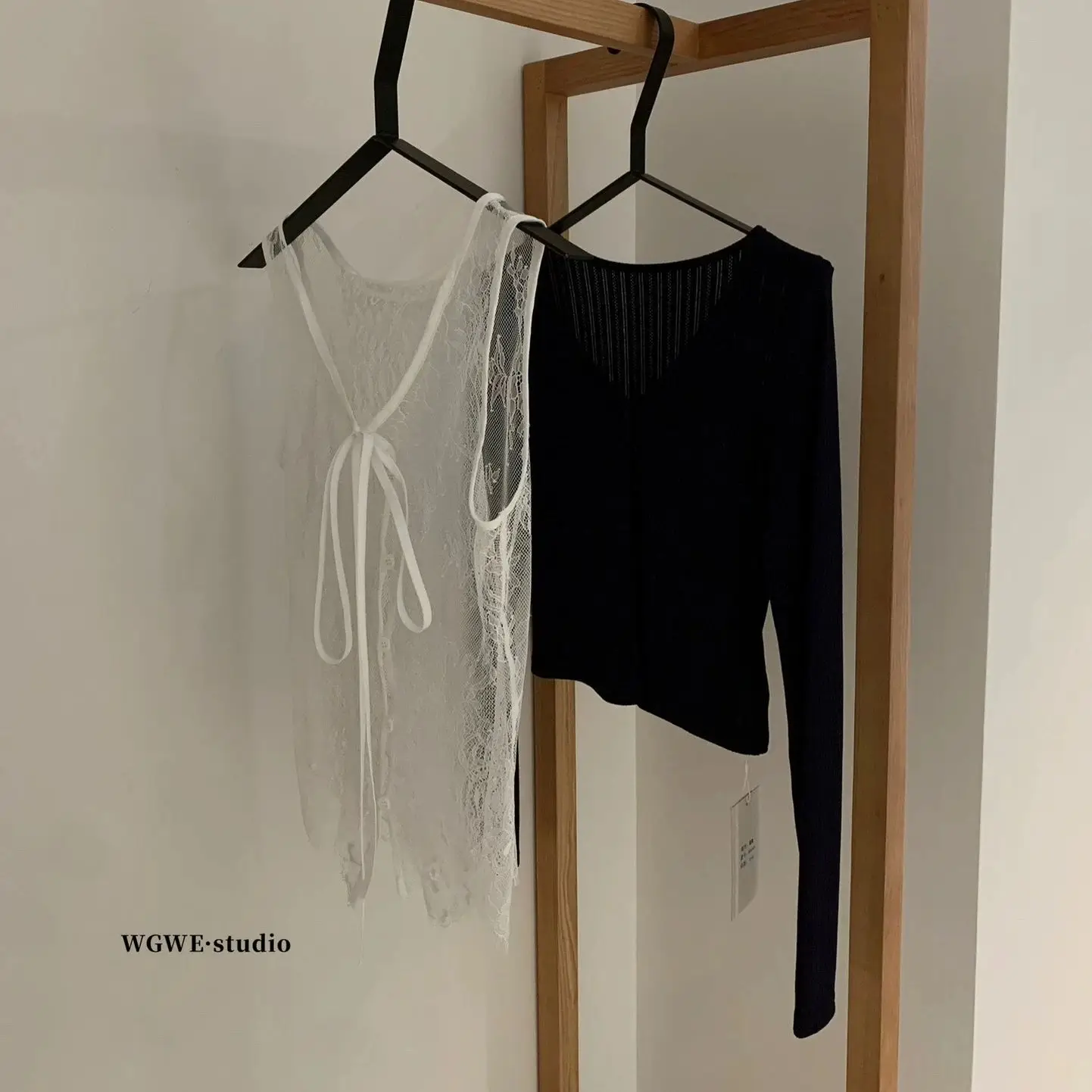 2025 Lyocell Tencel Lazy Loose Korean Gestreiftes schulterfreies T-Shirt mit Fledermausärmeln, vielseitiges Oberteil