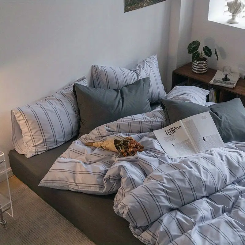 Bed Linen Sheets Duvet Cover Set Comforter A Vintage Red Blue Washed Cotton Striped Four-piece Set A Laid-back Japanese Style