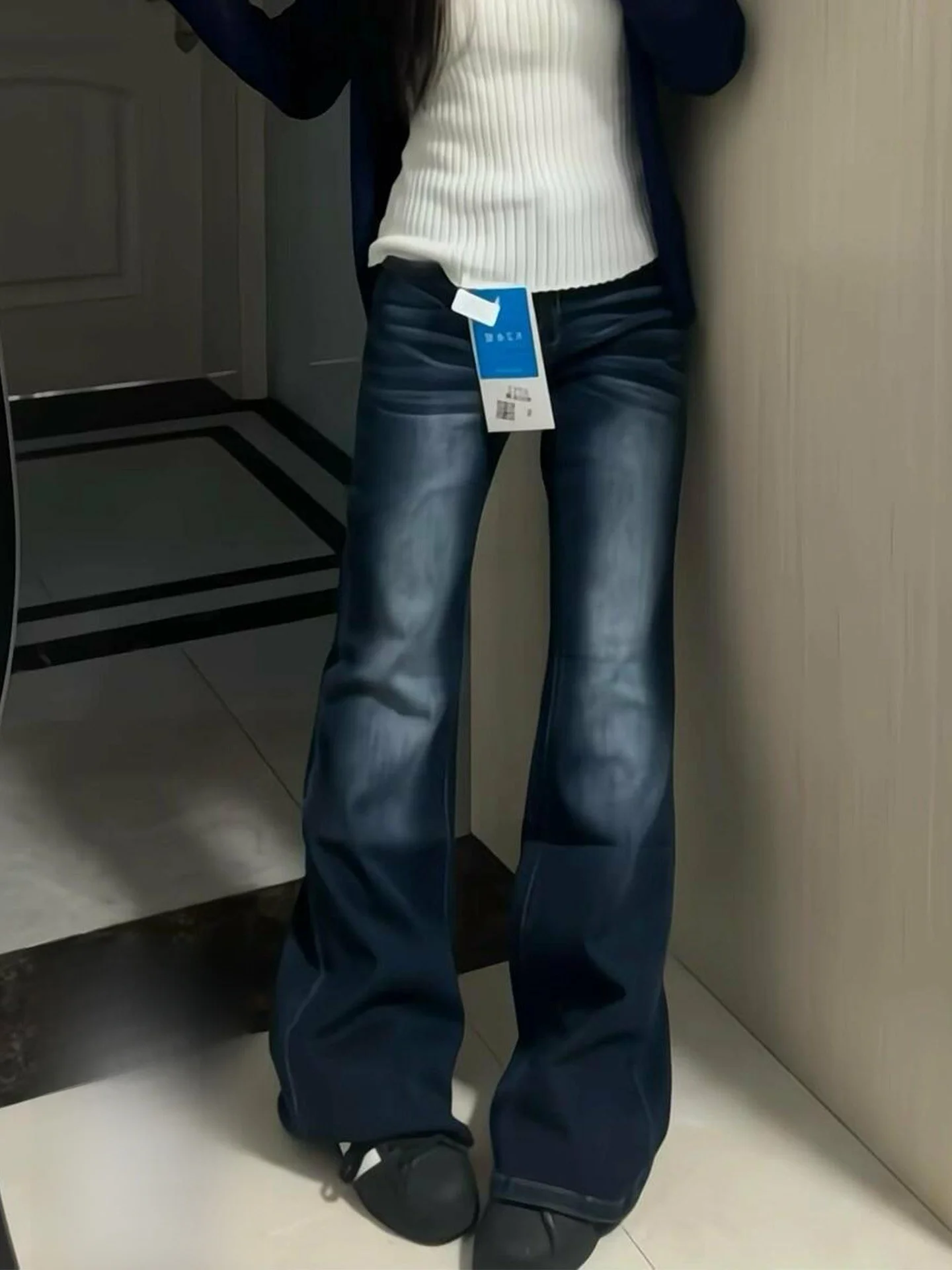 

Summer 2026 Blue Washed Slim Fit Bell Bottom Denim Jeans Women's High Waist Vintage Style Casual High Quality Chinese Production