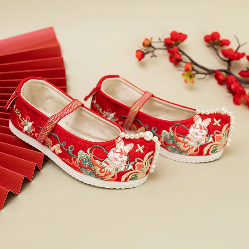 

Children's Hanfu Shoes Girls Embroidered Shoes Ancient Style Autumn Red Jade Rabbit Baby Super Immortal Ancient Clothing Shoes