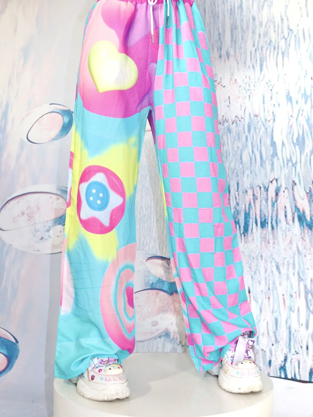 Asymmetrische, karierte, herzförmige, coole, subkulturelle Hose im 3D-Druck im Harajuku-Stil, geeignet für den Alltag / Streetwear / Hot-Girl-Stil – Detail 3