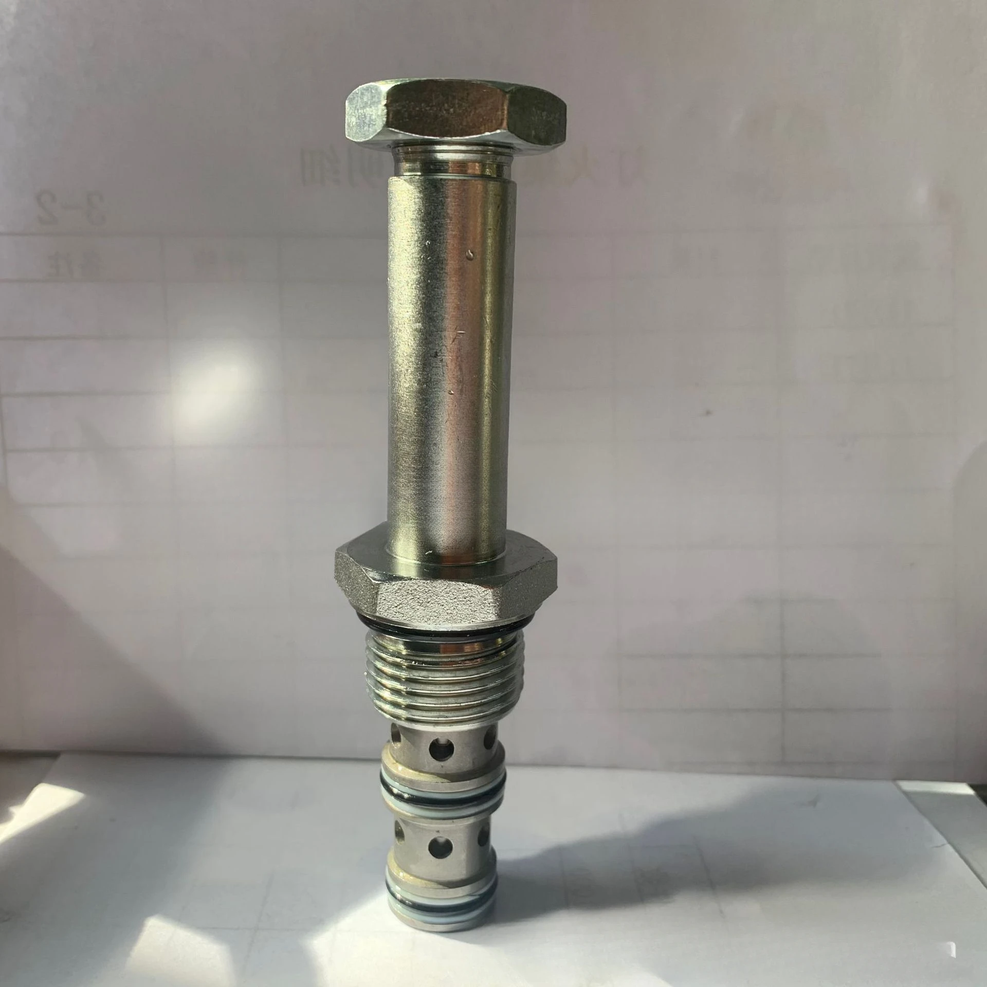 

DHF10-231 Two Position Three-way Solenoid Valve Hydraulic Plug-in Valve Directional Valve