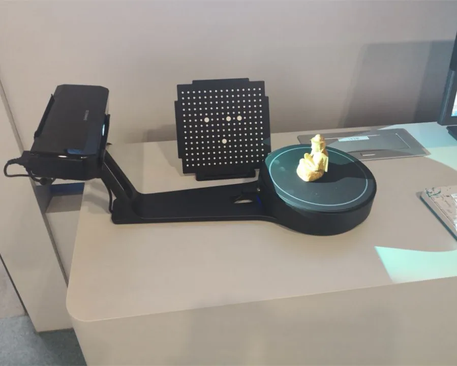 

3D-сканер Einscan SE V2 SP V2 для сканирования лиц и лазерных измерений