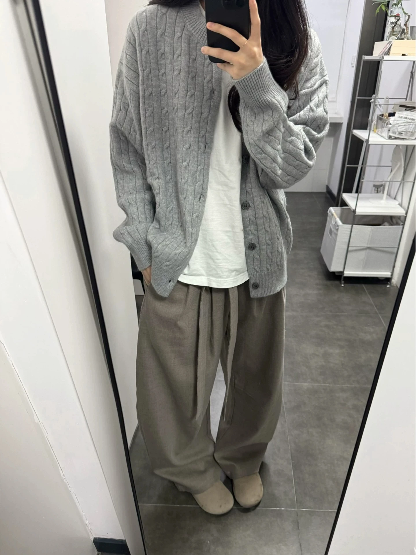 American Style Knitted Cardigan Sweater Men's Autumn Winter Loose Fit Versatile Top Button round Neck Warmth Spiral Pattern