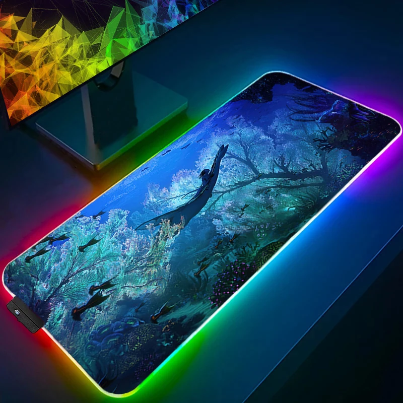 Tappetino per mouse RGB Bordo bianco Kawaii Avatar Tappetino per computer di tipo velocità per lettori e-sport Tastiera per laptop Tappetino per mouse LED Tappetino da scrivania