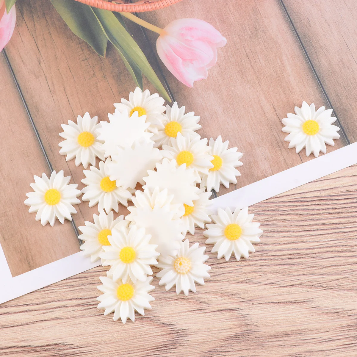 

20 Pcs Accessories Small Daisy Material Artificial Flowers Decor Resin Accessory