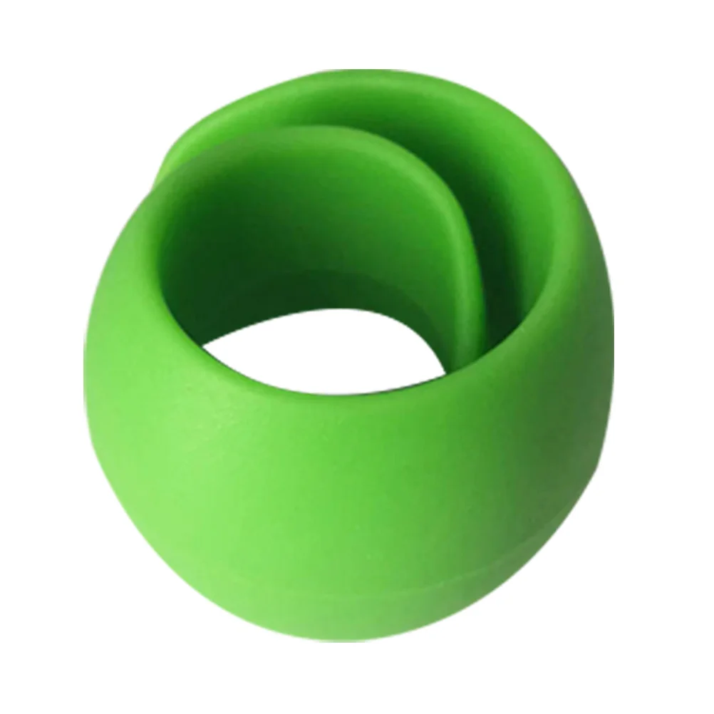 4Pcs Reusable Thread Spool Huggers Silicone Sewing Accessories Keep Threads Easy Attach to Spools Mixed