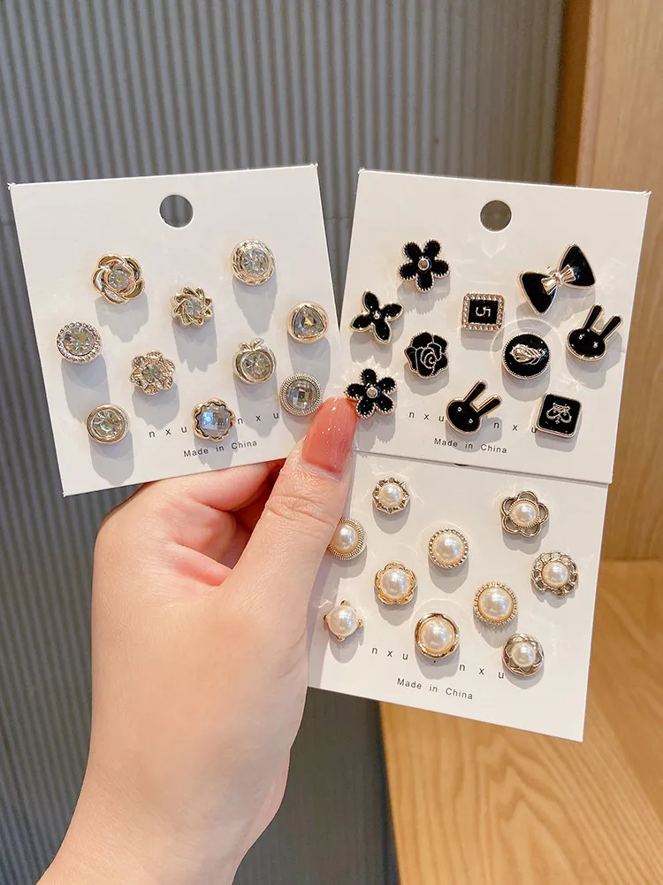 Neckline Anti-light buttons, hidden buttons, seam-free artifact, invisible brooch, female pin, fixed clothes