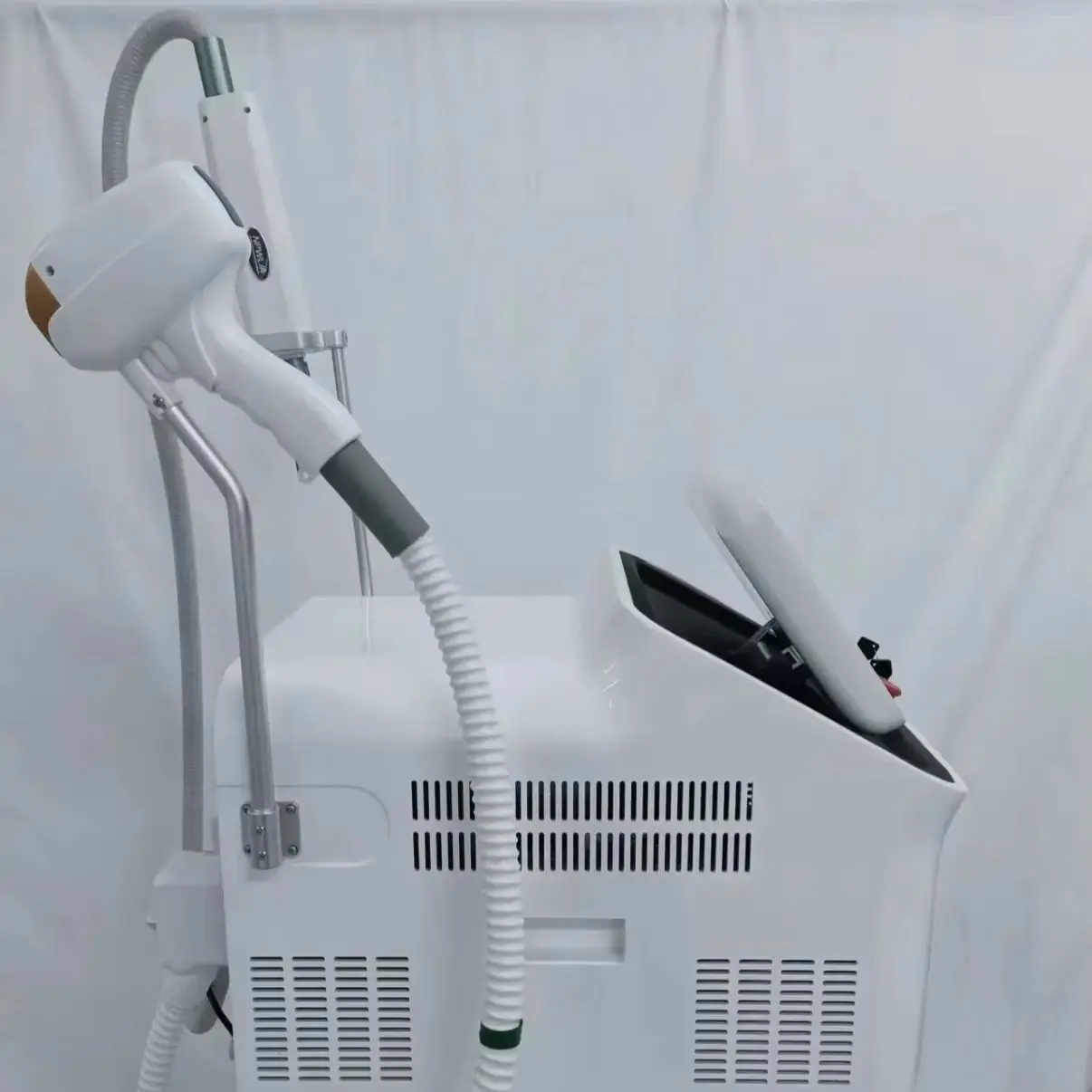 Professional Diode 808nm 755nm 1064nm, 3-wavelength Hair Removal Machine Ice Platinum Beauty
