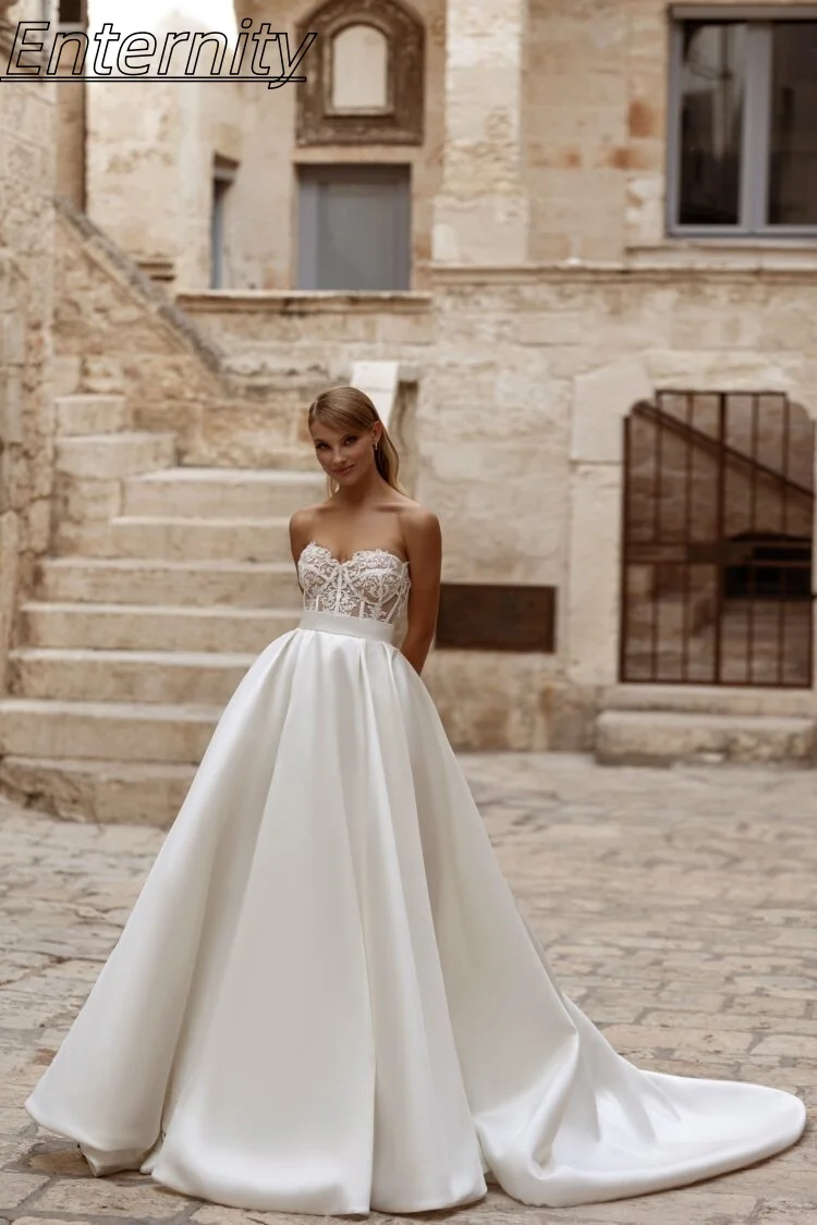 Elegant Romantic Wedding Dress Smooth Satin Sleeveless Off Shoulder White Long Train Church Bridal Gown Customizable