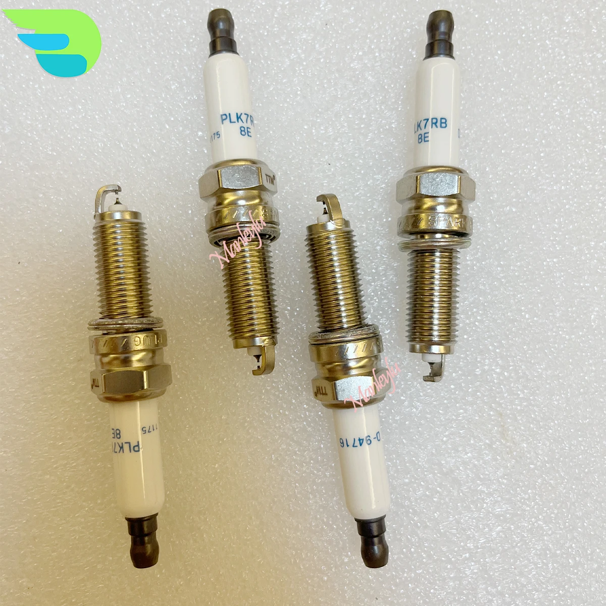 

4PCS Double Iridium Spark Plug For Mercedes-benz W204 W212 X204 A209 0041591803 0041593403 0041594903 A0041591803 A0041594903