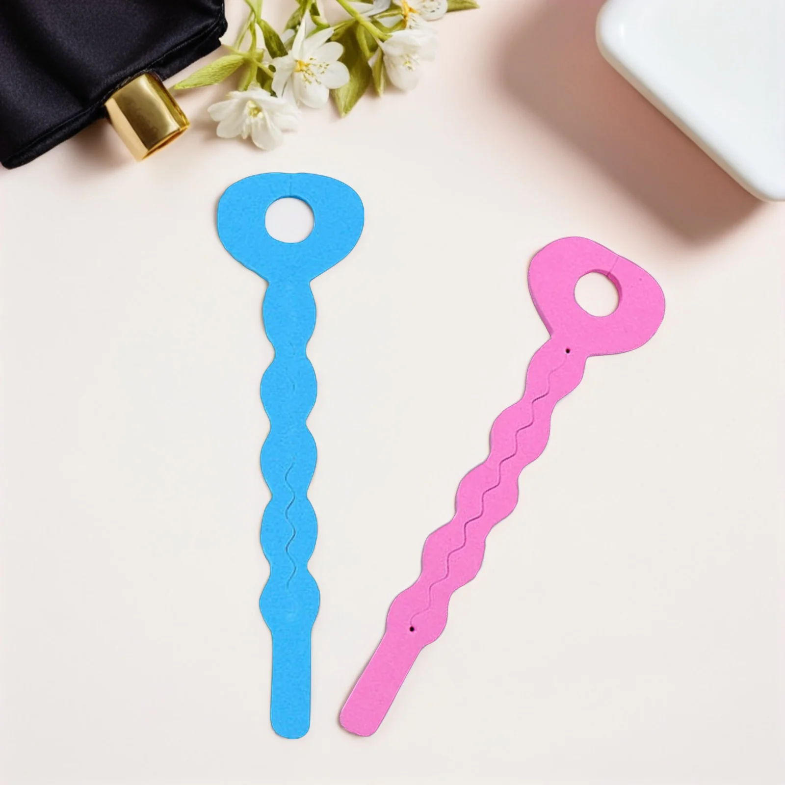 24 szt. Gąbkowych wałków do włosów, lekkie, przenośne, mały rozmiar, lekko podgrzewane suszarką do trwałych, mocnych fal, wałki do włosów.