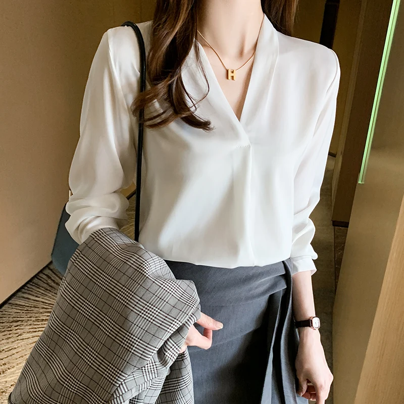 2024 Autumn Long Sleeve White Shirt Women Korean Style V-neck Loose Tops Summer Office Lady Solid Chiffon Blouse Female 9382