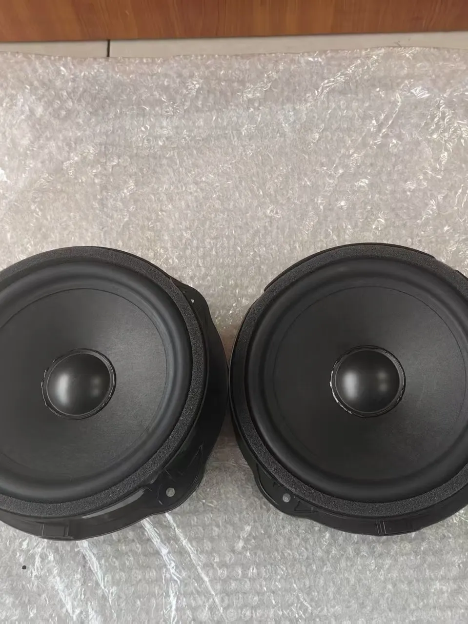 A5 Q6 Q3 A3 OLIVER Front-door B&O Subwoofer; Brand-New Factory-Original Direct Installation; 100W