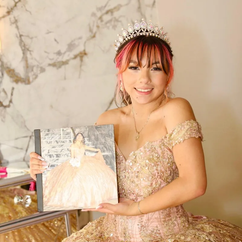 Quinceanera-ピンクゴールドのプリンセスドレス,袖付き,Vネック,レースのアップリケ,スパンコール,ウエディング用,カスタマイズ