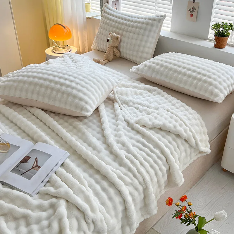 Solid Bubble Throw Blanket Super Soft Lightweight Flannel Blanket for Couch Bedroom Home Decor,Cozy Fluffy Bubble Blanket Gifts