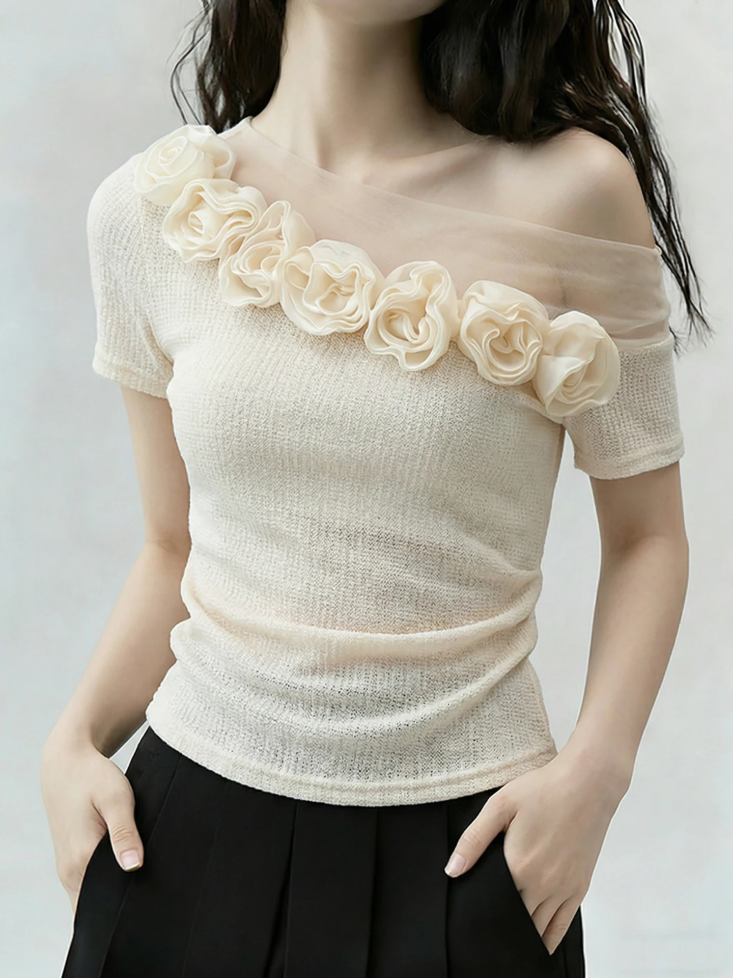 

Trendy 3D Flower Design Asymmetrical Shoulder Short Sleeve Women's T-Shirt Summer Slimming Versatile Top Korean Style Straigh...