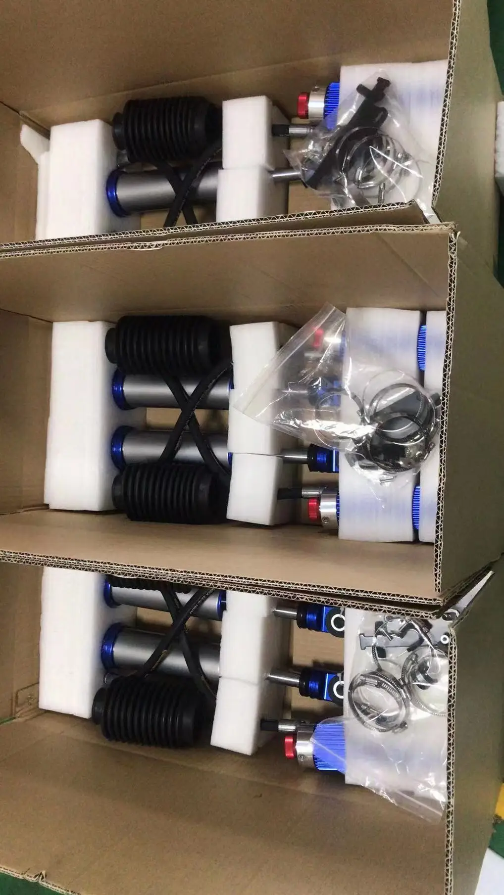 Fotografia 6: Kit de Suspensão 2023 para LC79 Traseiro e Dianteiro com Amortecedor Coilover Ajustável Novo Off-Road para Carros 4x4