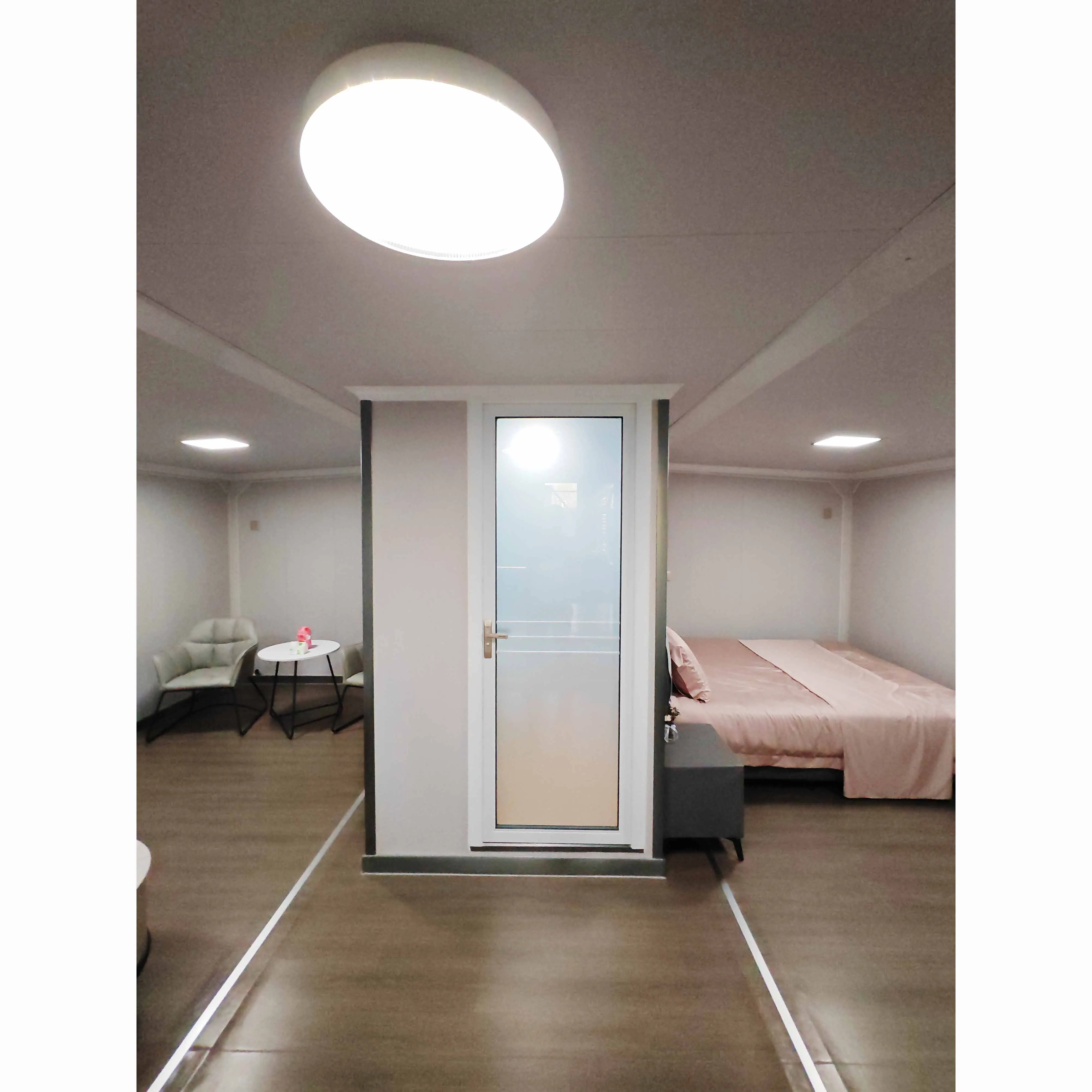 Portable Modern Steel Container Houses Double Wing Folding Design With Free Expansion For Hotels And Shops