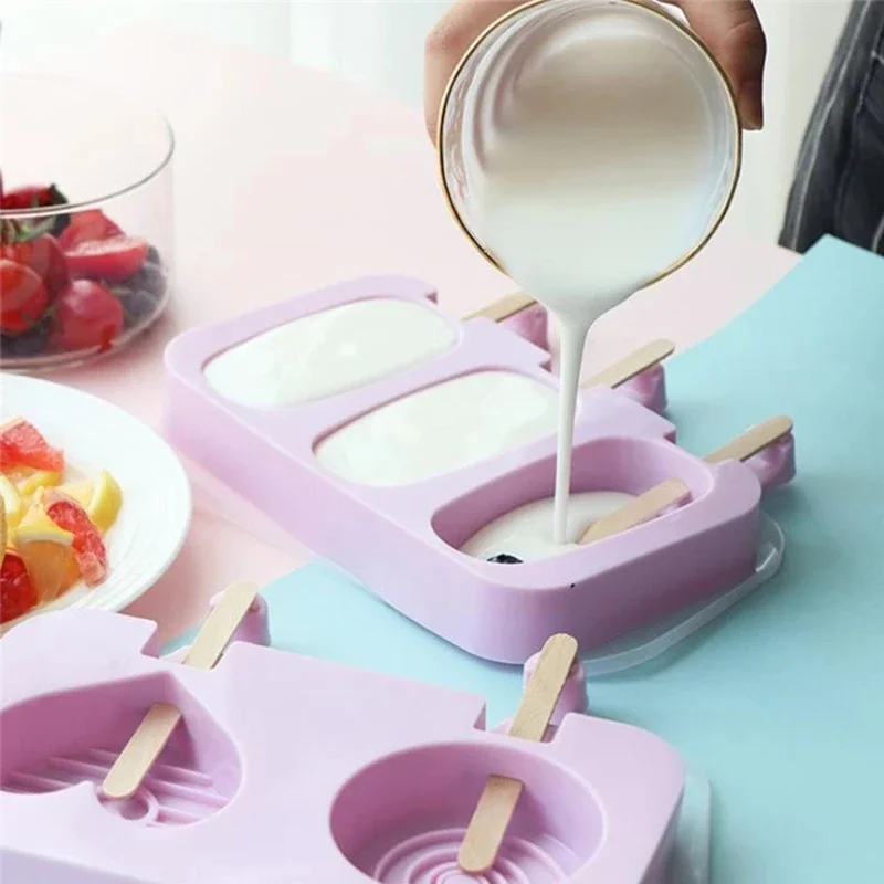 Silicone Ice Cream Mold Cartoon Shape Reusable Sicle Molds DIY Homemade Ice Lolly Mold with Lid Sticks Ice  Maker Mould