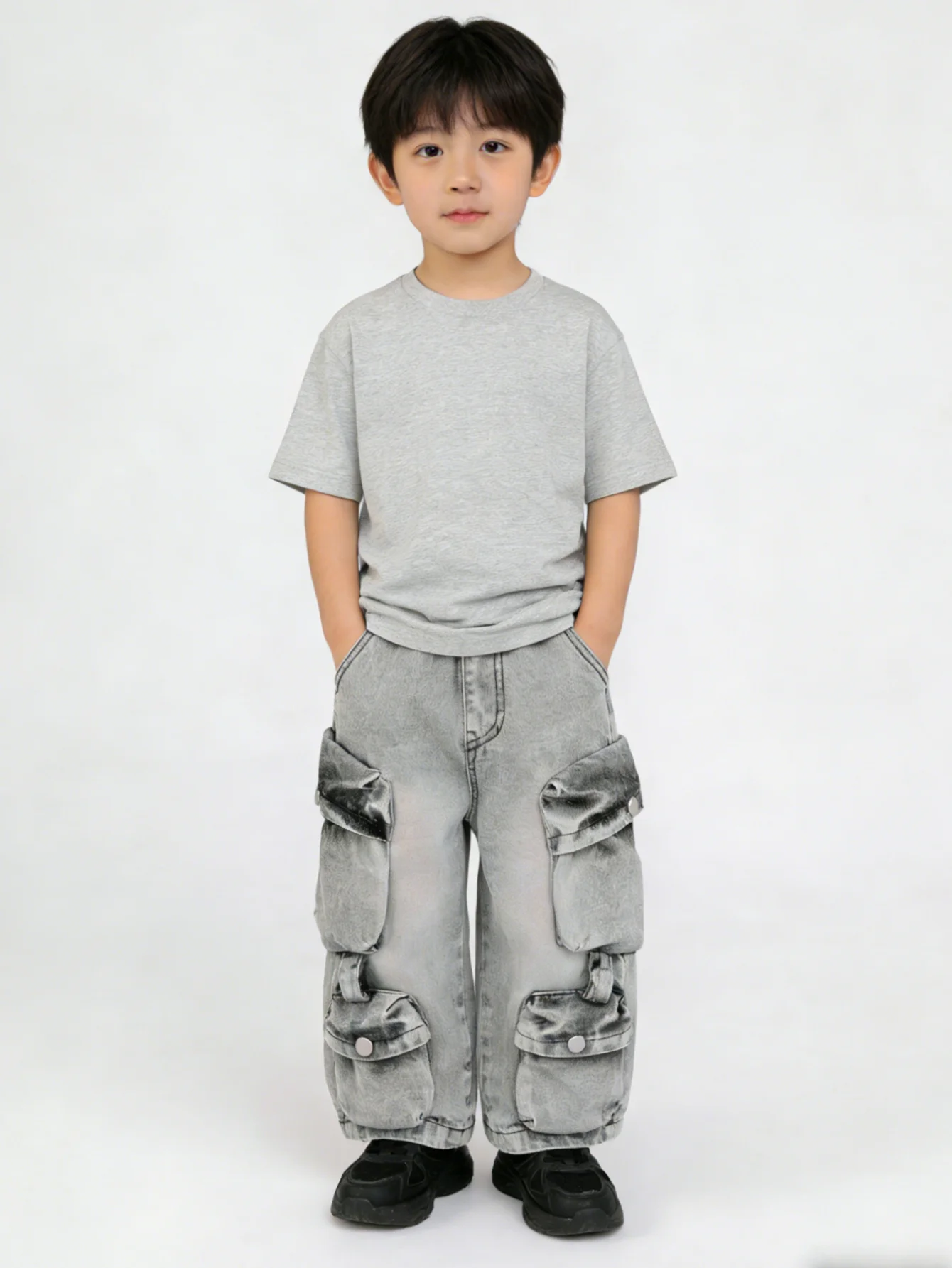 Boys Vintage Grey Wash Cargo Jeans Kids Multi Pocket Loose Fit Denim Pants Children Elastic Waist Streetwear Trousers 2026 New