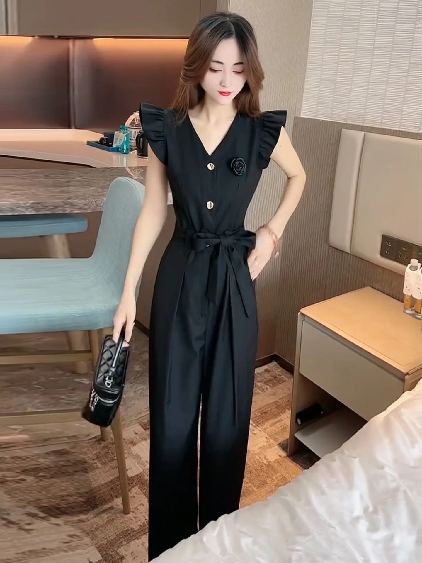 

V-Ne Fly Sve Jumpsuit Women's Summer New Sle Ele Waist Cinched Belt Wide Leg One-Piece Suit High Waist Long Pants
