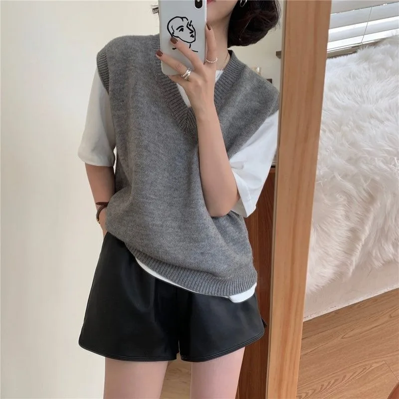 Sweater Vests Women Knitted Tops Solid All-match V-neck Loose Autumn Winter Chic Korean Outwear Female Hot Sale Stylish Vintage