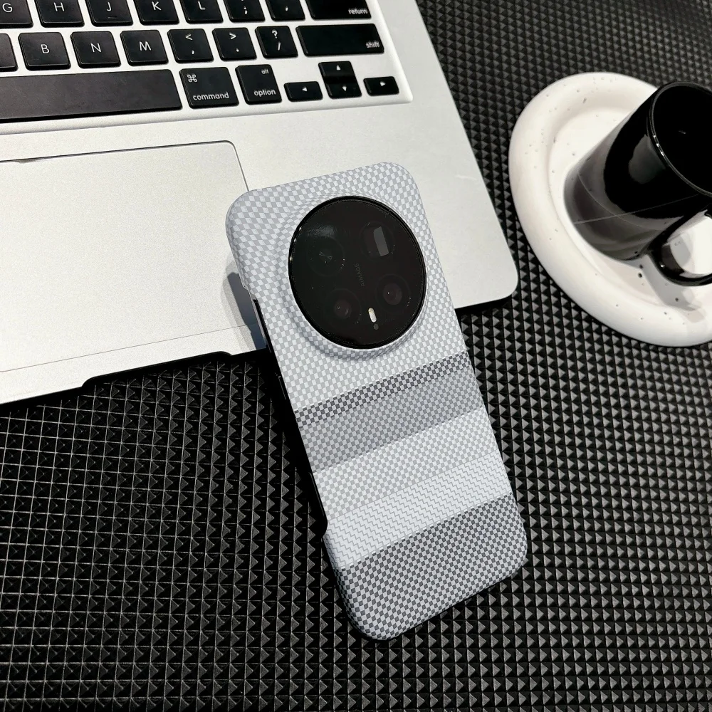 Coque de téléphone magnétique  - Carbon Fiber Filament avis et prix
